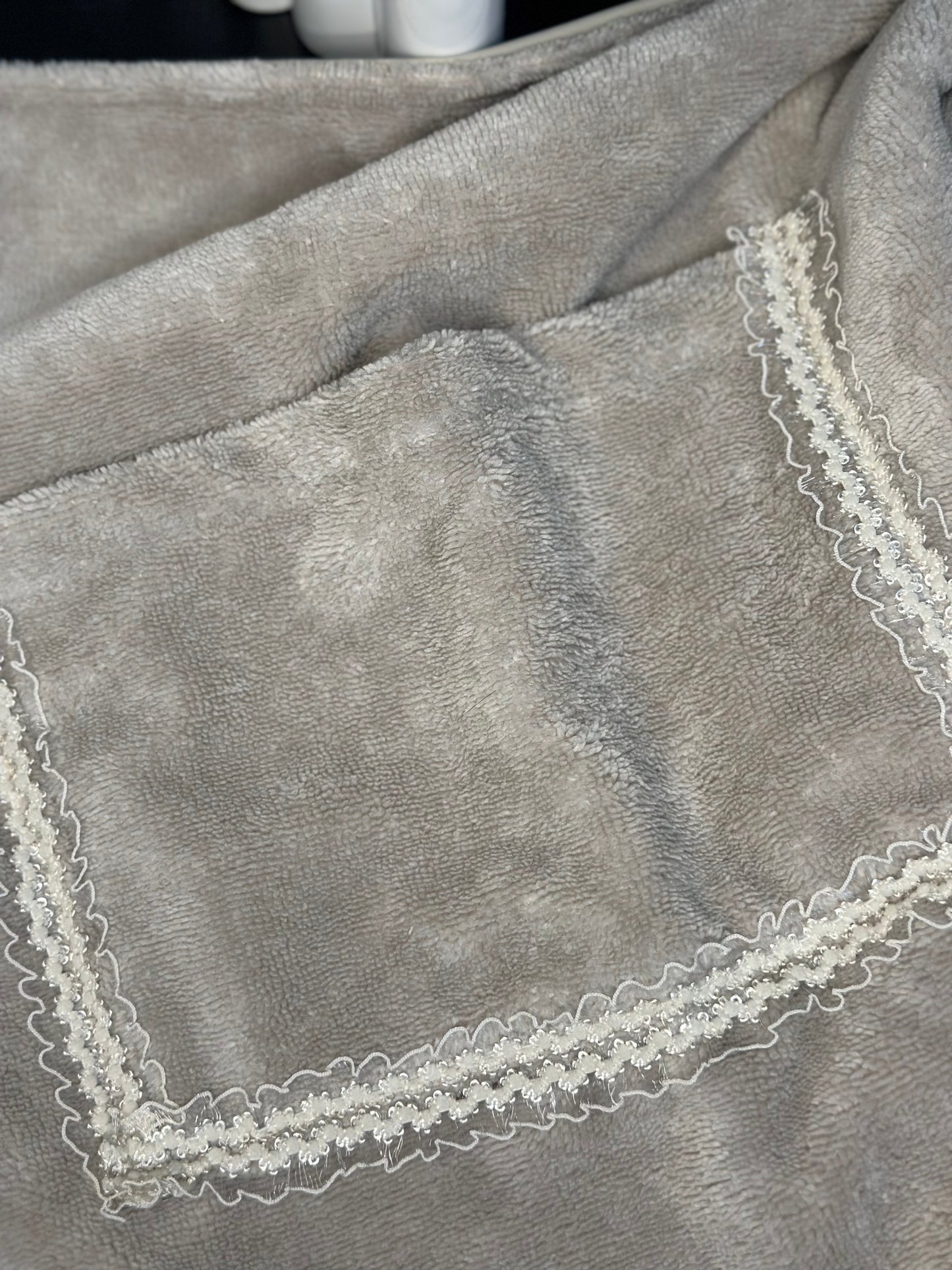 Court Le Beige